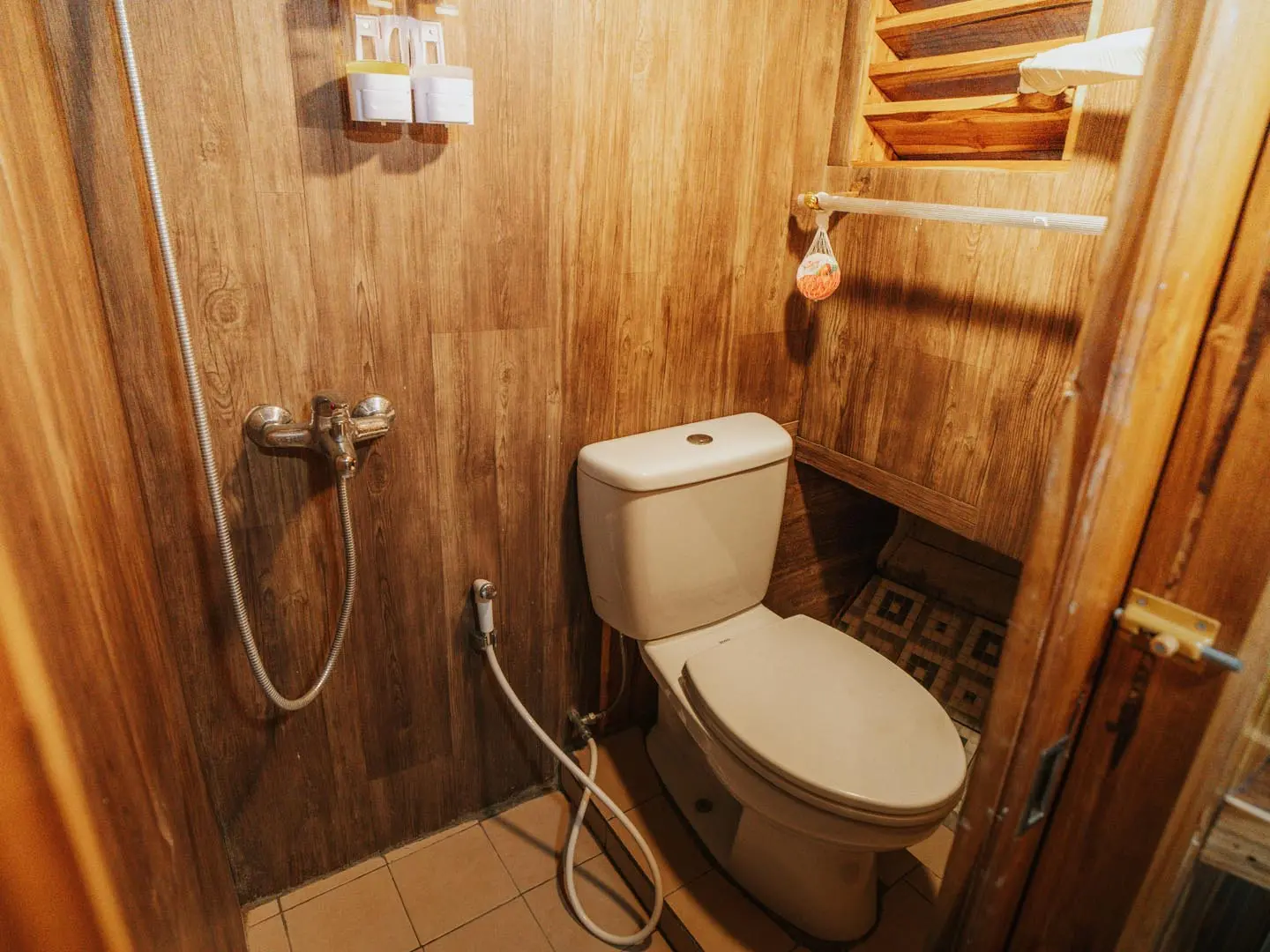 Bathroom Deluxe Room