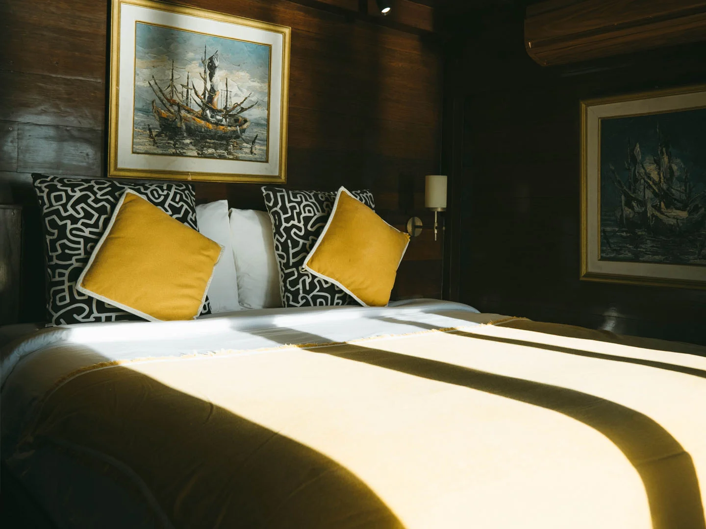 Bedroom_Master Panoramic Balcony_Behike